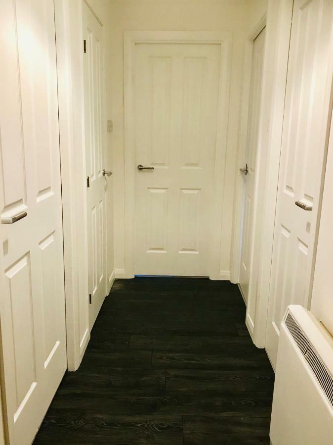 Central Spacious 2 Bedroom By Union Square Free Parking Aberdeen Buitenkant foto