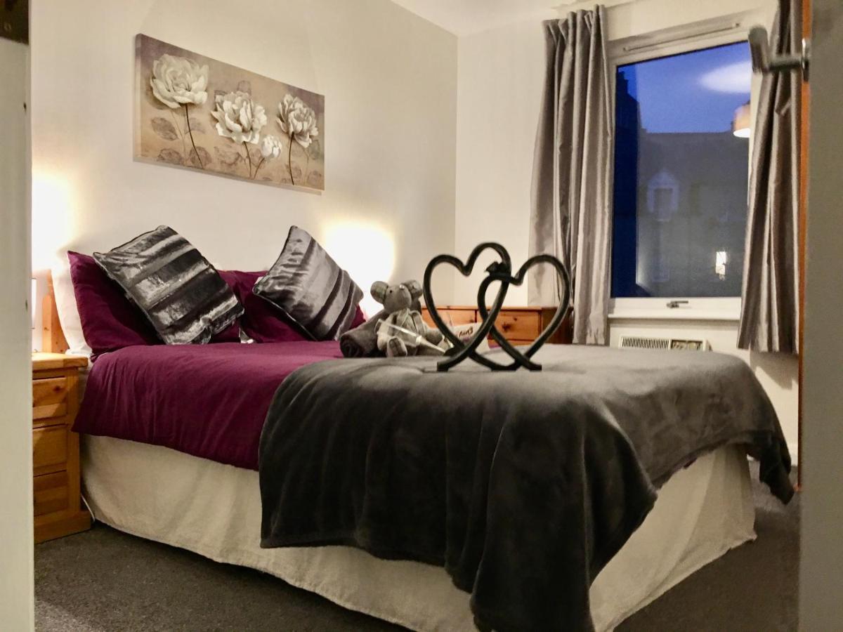 Central Spacious 2 Bedroom By Union Square Free Parking Aberdeen Buitenkant foto